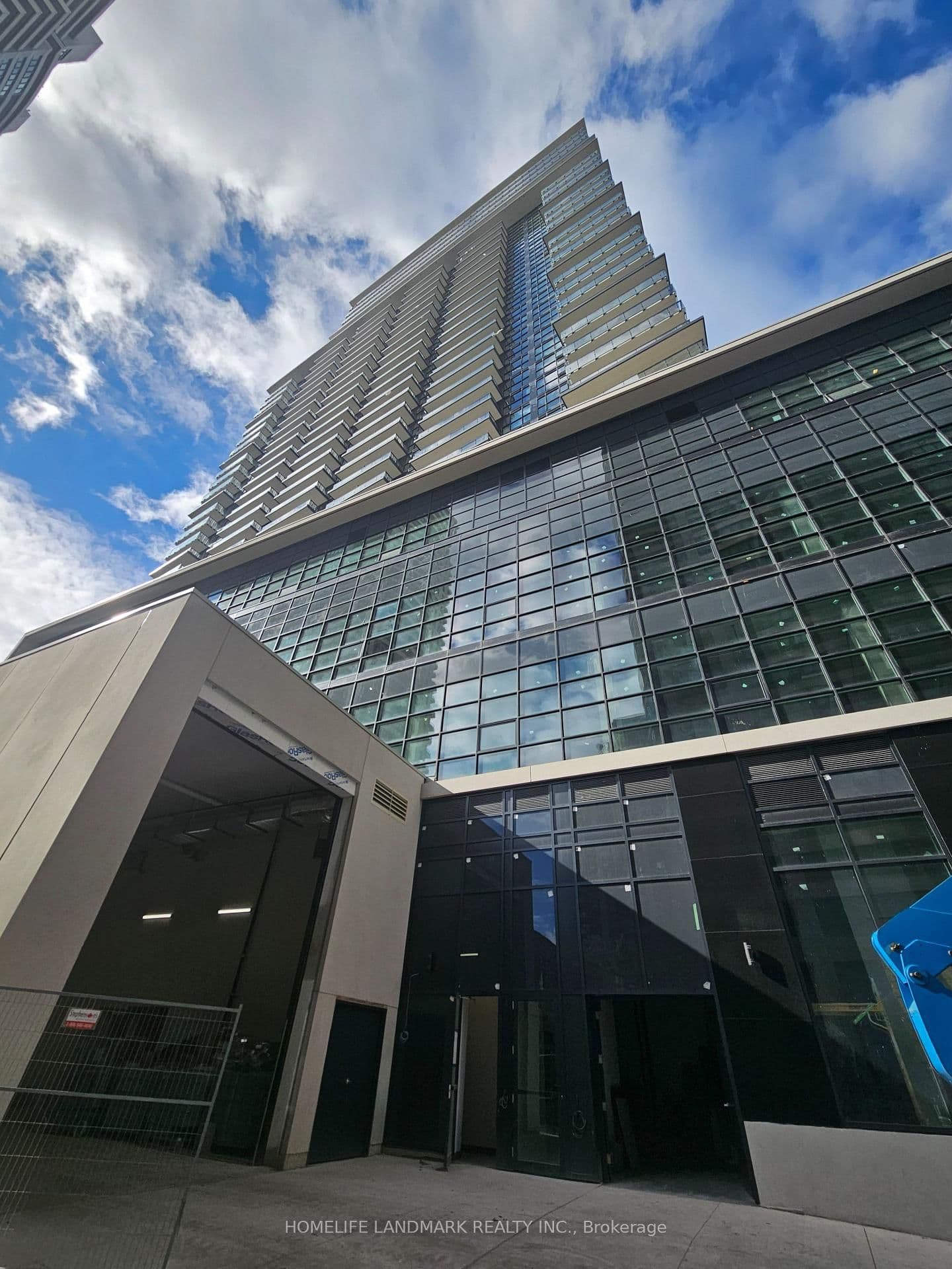 4955 Yonge Street, Unit 1501