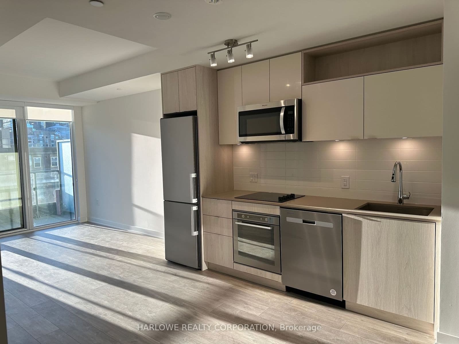 121 Lower Sherbourne Street, Unit 652 SW