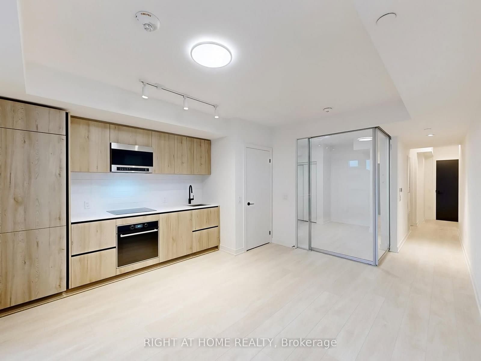 117 Broadway Avenue, Unit 308