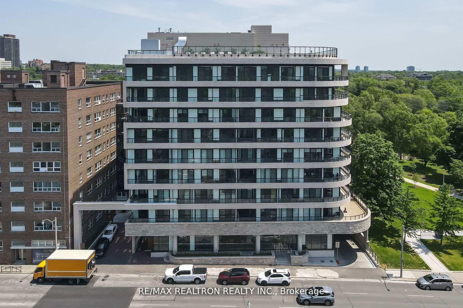 285 Avenue Road, Unit 403