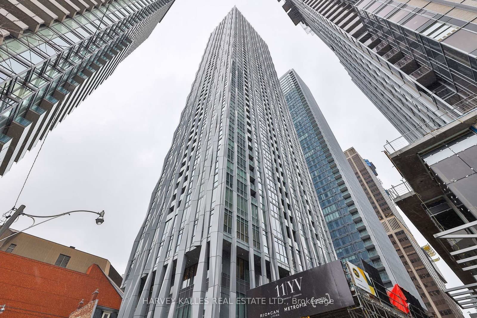 1 Yorkville Avenue, Unit 4503