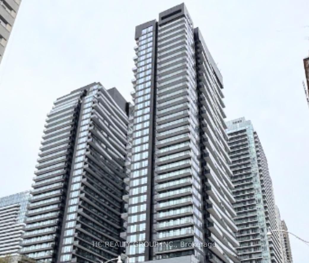117 Broadway Avenue, Unit 2501