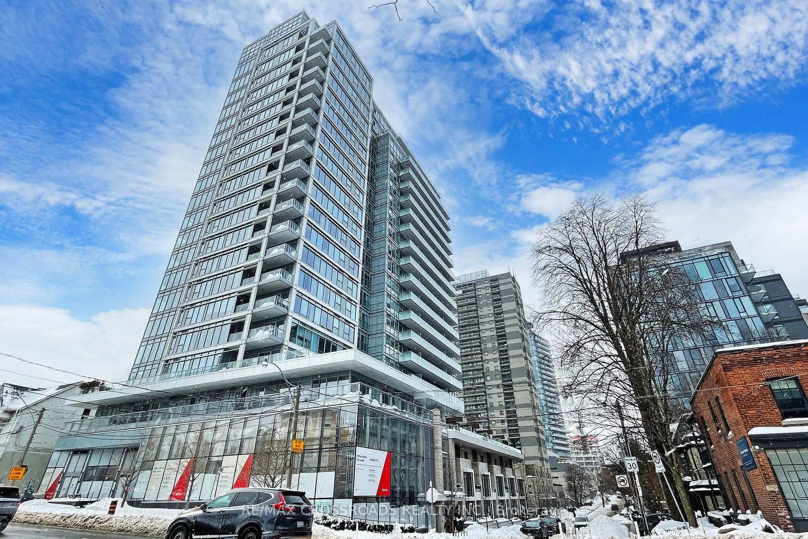 170 Avenue Road, Unit 306