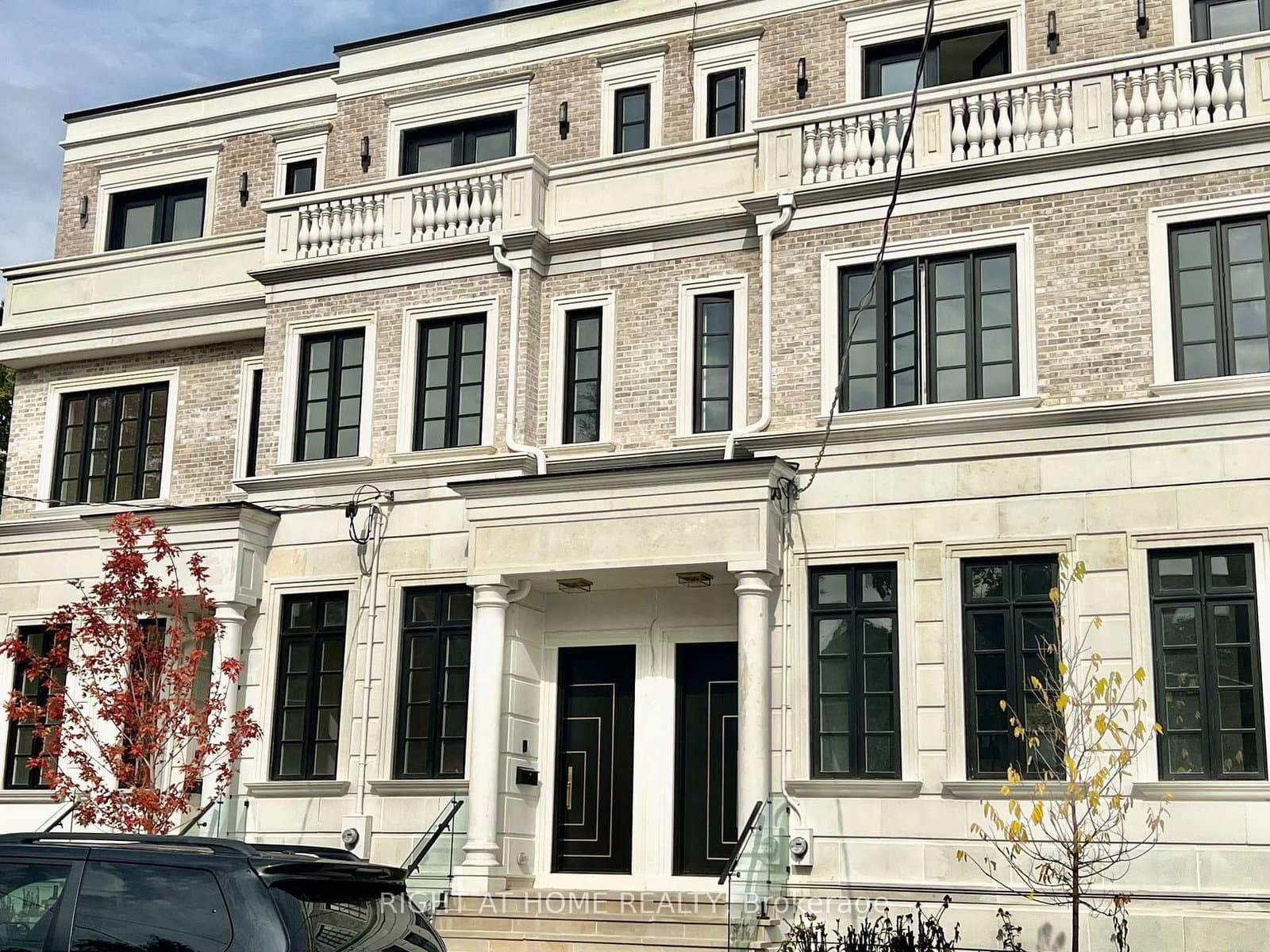 34 Hillhurst Boulevard