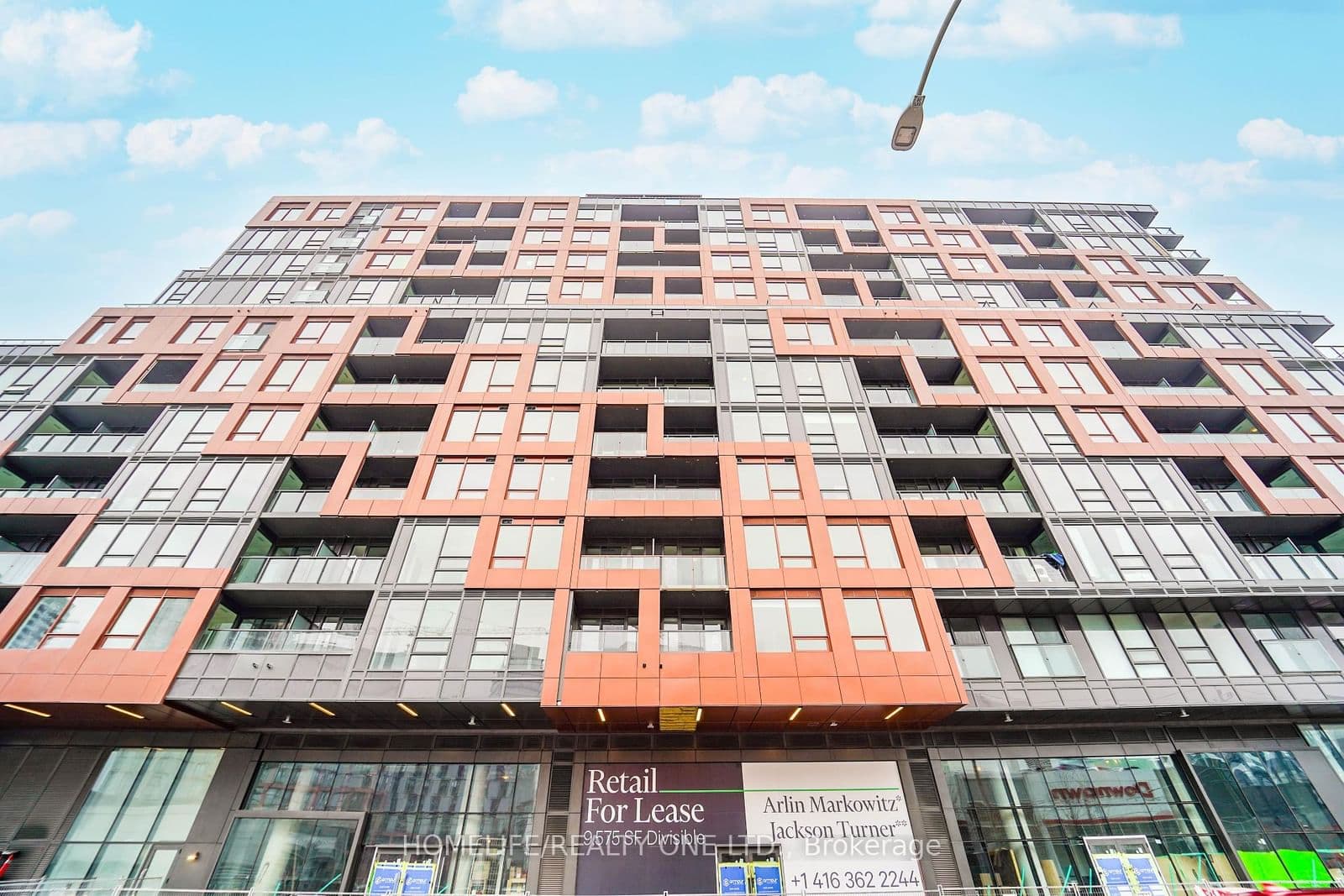 28 Eastern Avenue, Unit 812