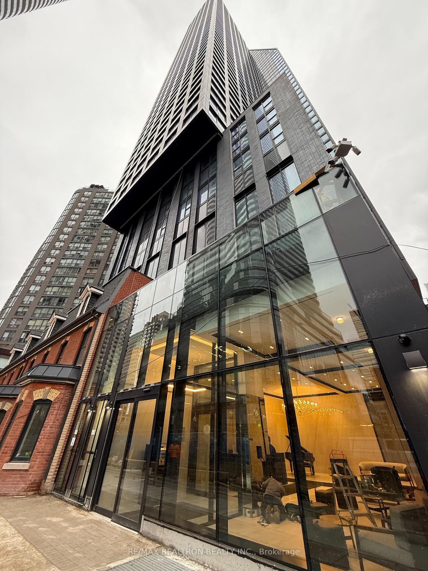 8 Wellesley Street W, Unit 1009