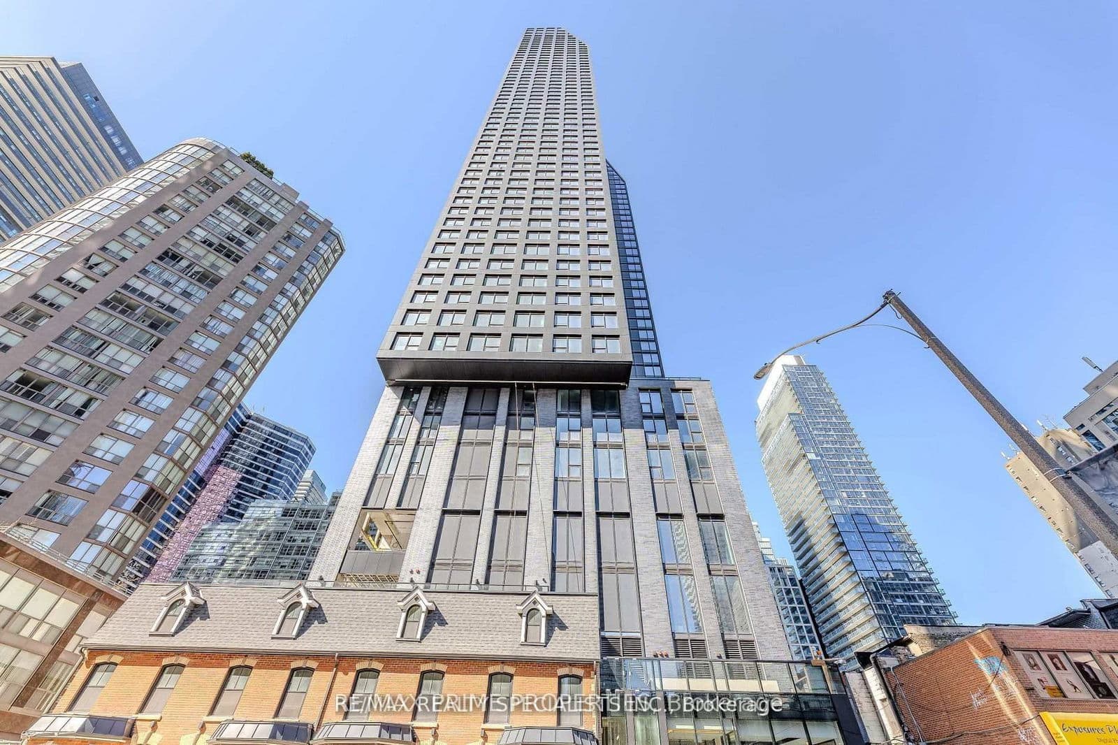 8 Wellesley Street W, Unit 2808