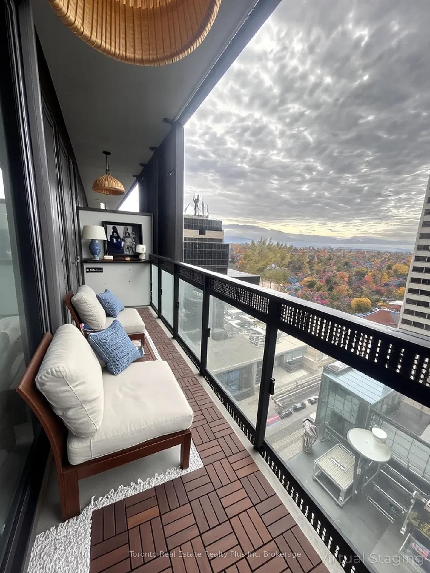 #1503 - 8 Eglinton Avenue E