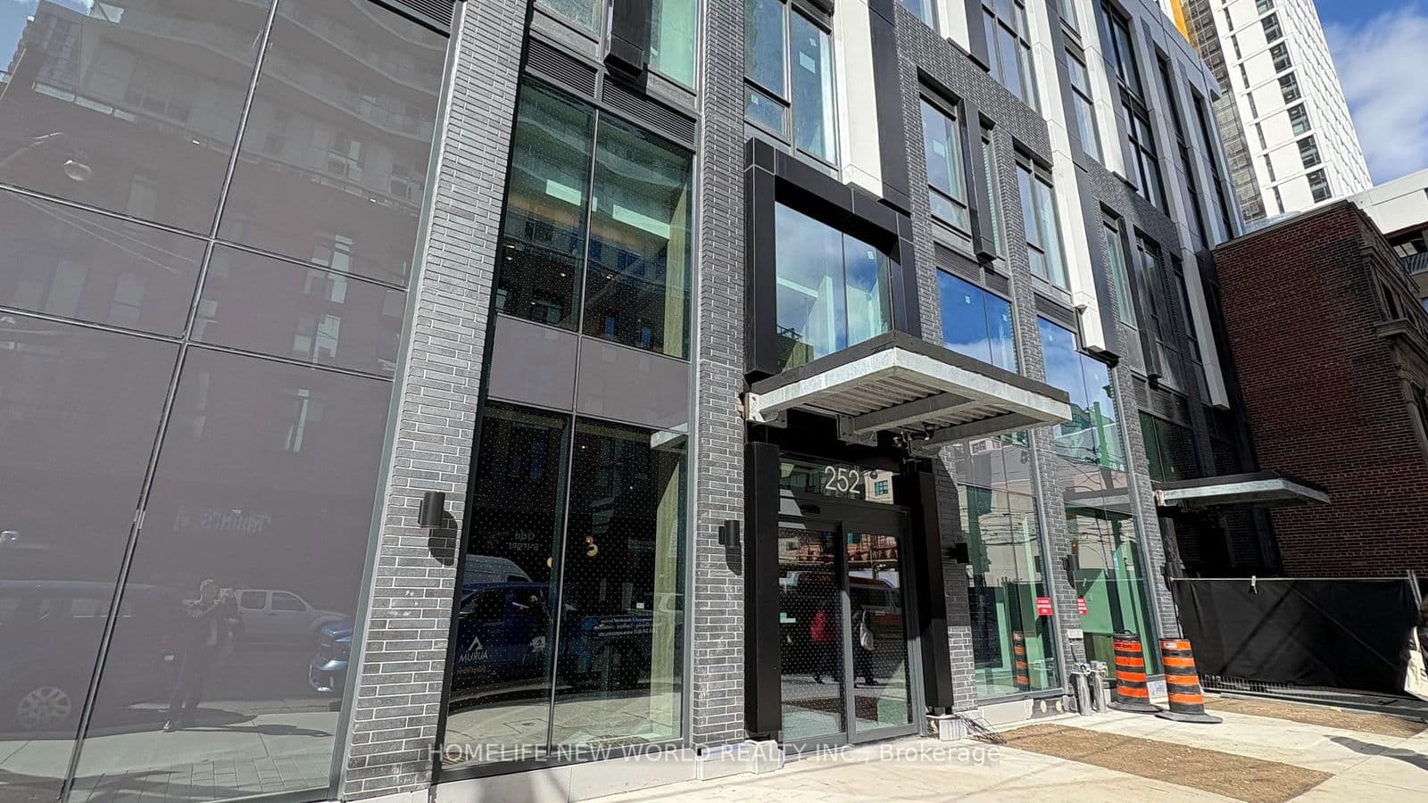 252 Church Street, Unit 1602