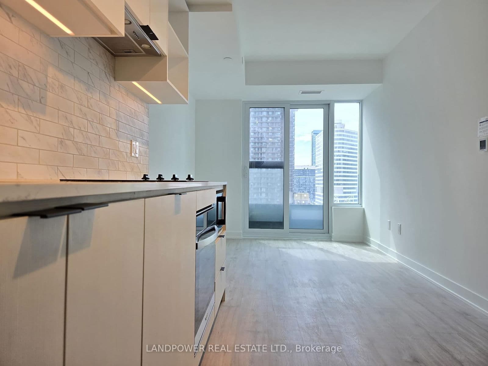 252 Church Street, Unit 2516