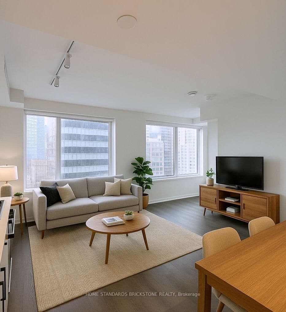 8 Wellesley Street W, Unit 2515