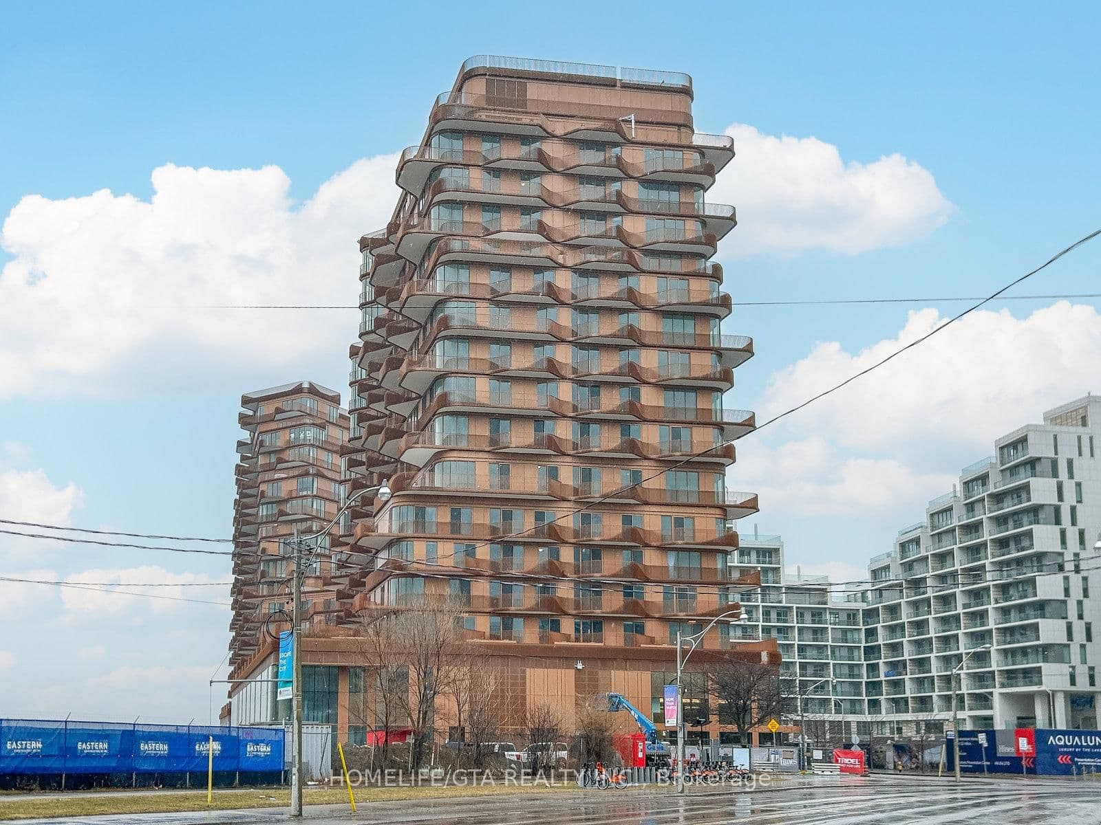 155 Merchants' Wharf, Unit 629