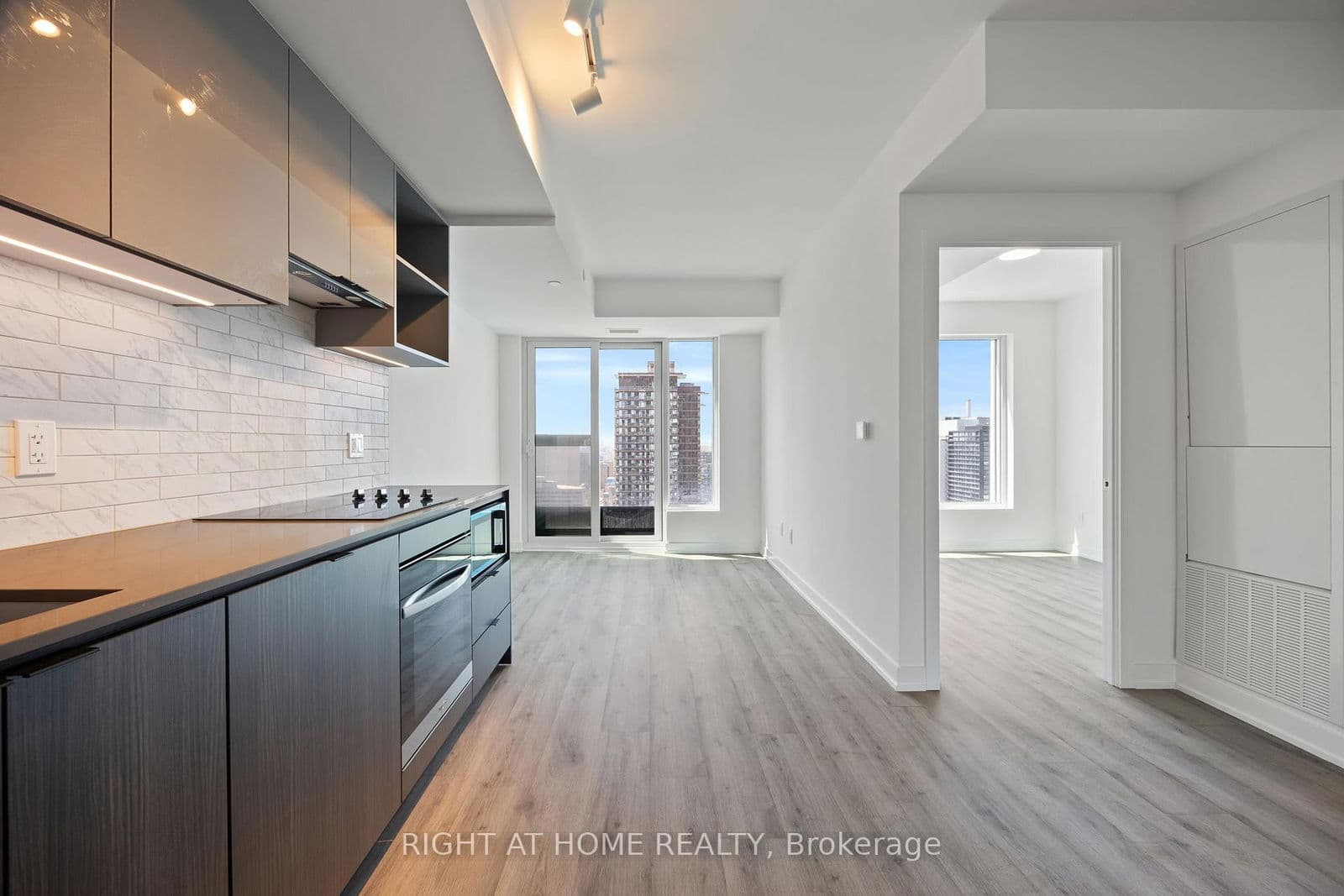 252 Church Street, Unit 3616