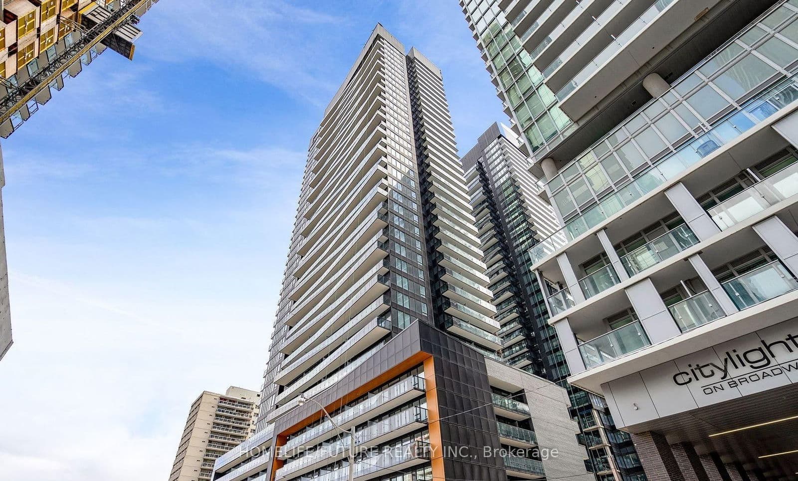 117 Broadway Avenue, Unit 3103