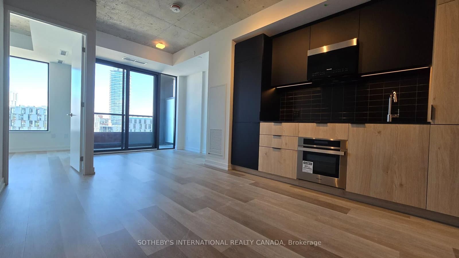 28 Eastern Avenue, Unit LP12