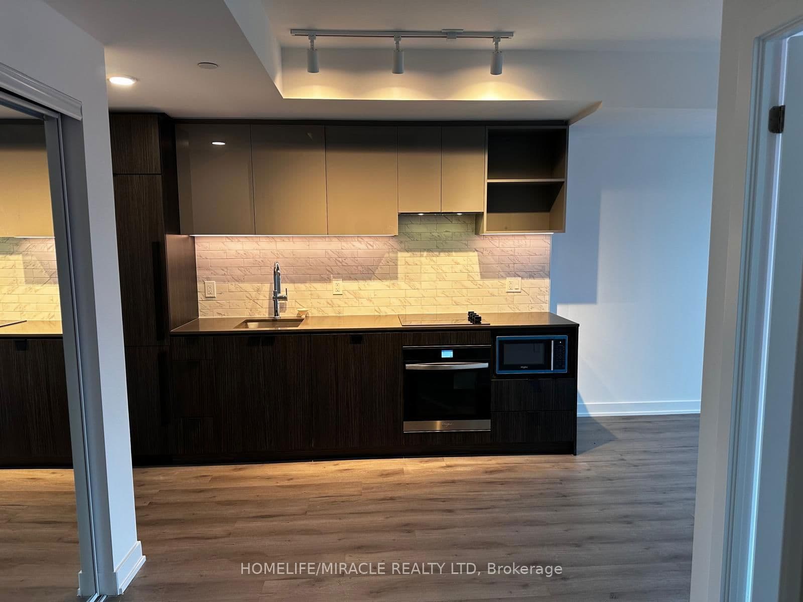 252 Church Street, Unit 3216