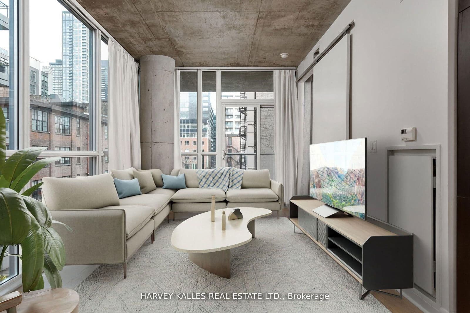 478 King Street W, Unit 301