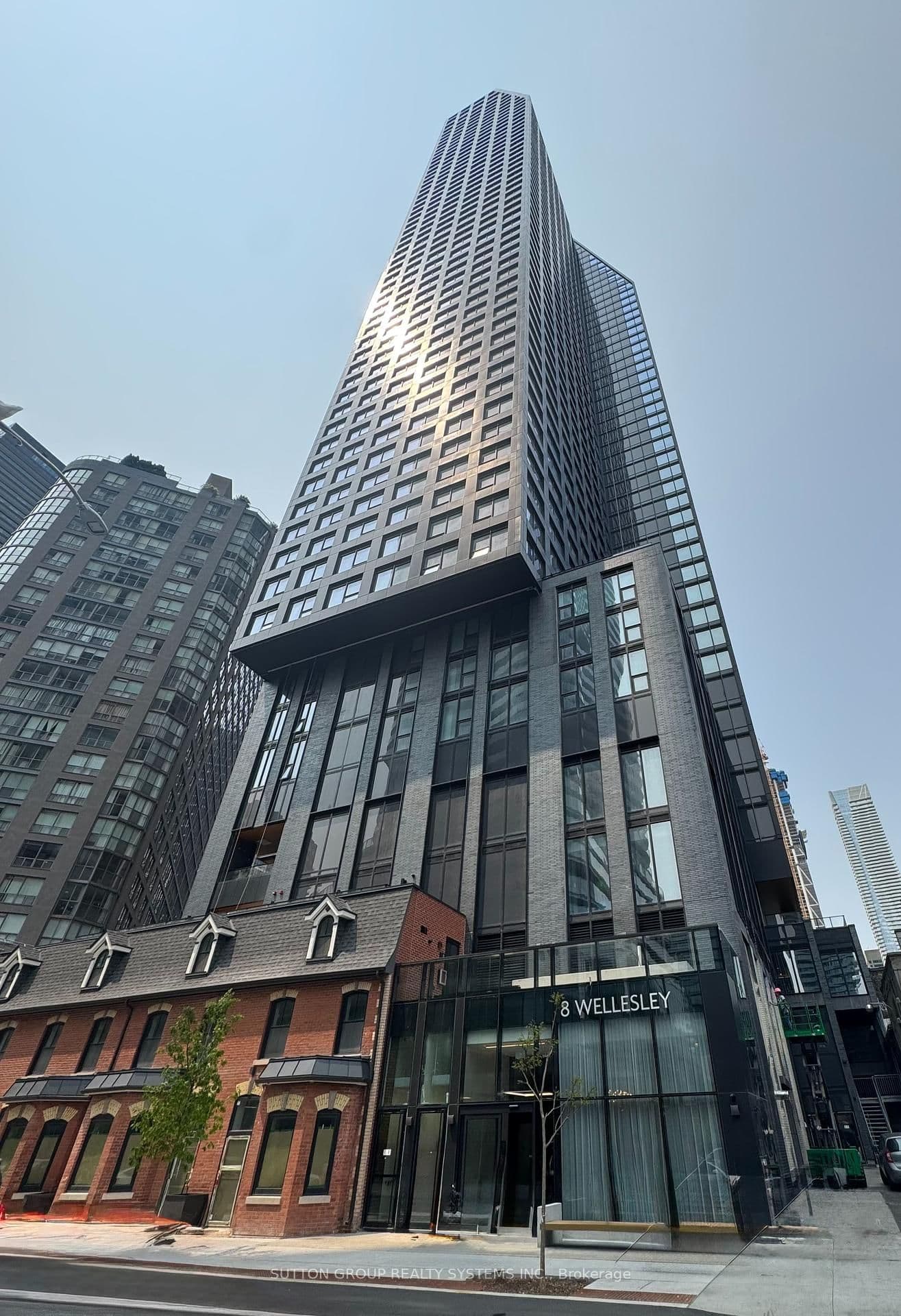 8 Wellesley Street W, Unit 4712