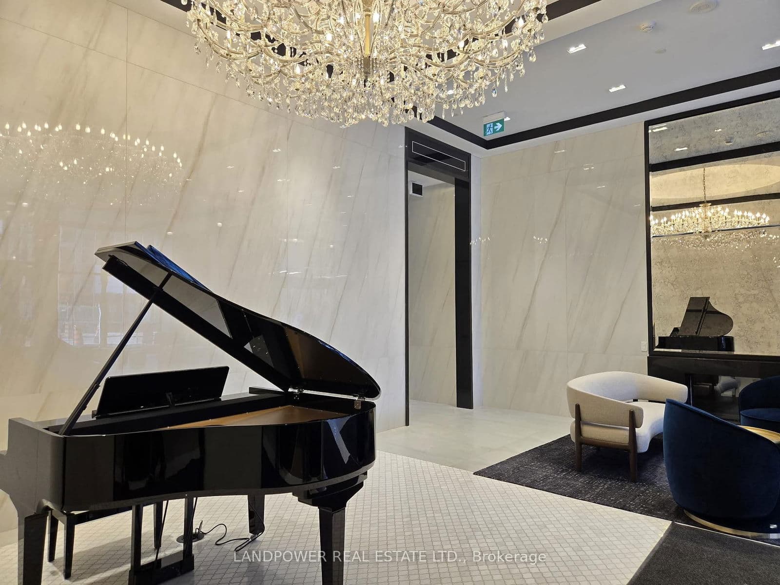 8 Wellesley Street W, Unit 4205