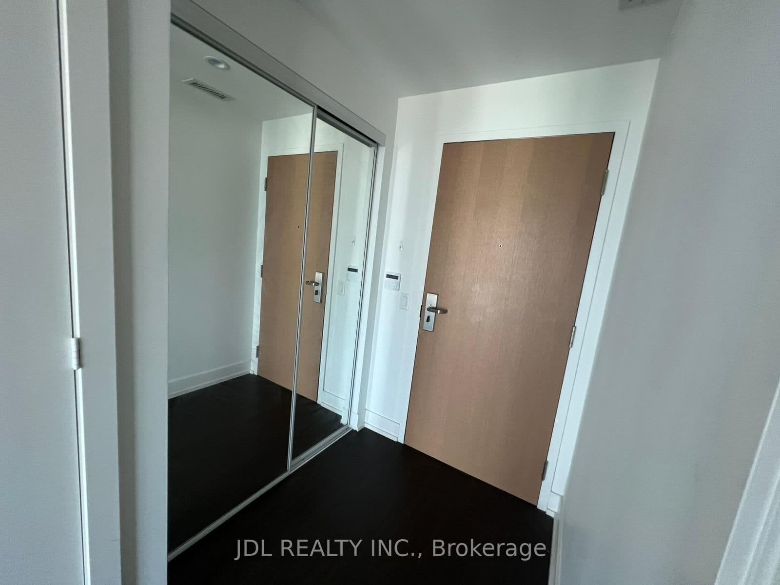 7 Grenville Street, Unit 5008