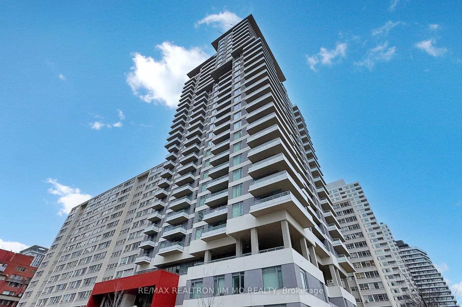 25 Holly Street, Unit 1605