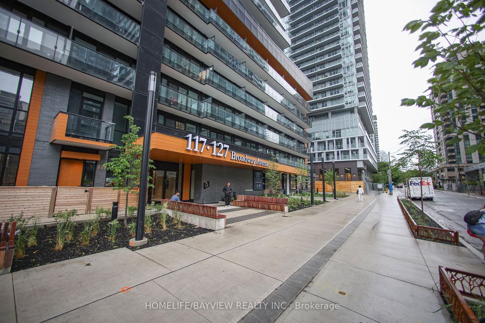 117 Broadway Avenue, Unit PH03