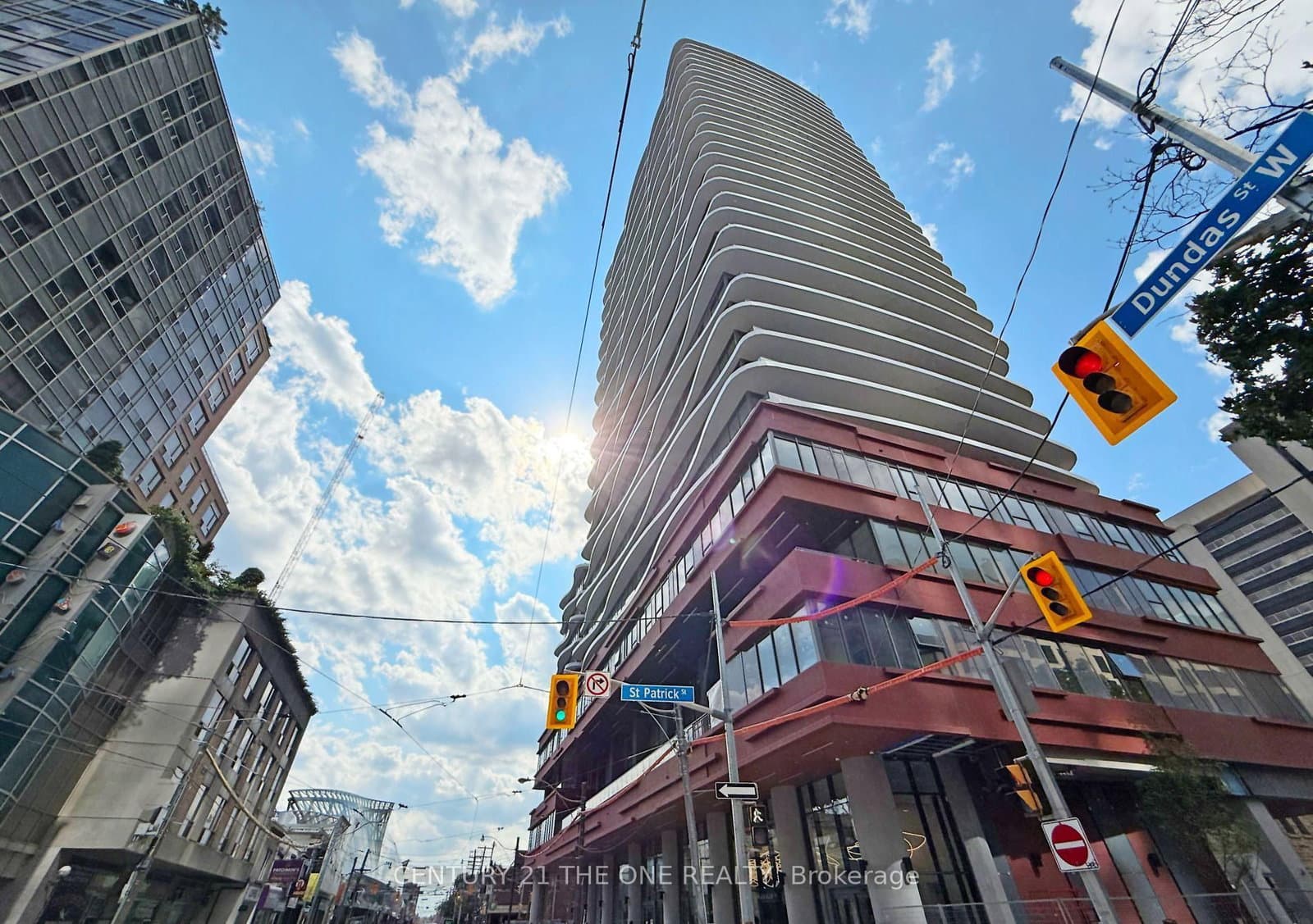 280 Dundas Street W, Unit 1202