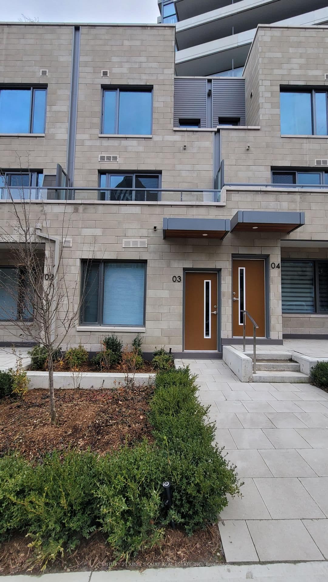 175 Pears Avenue, Unit Th3