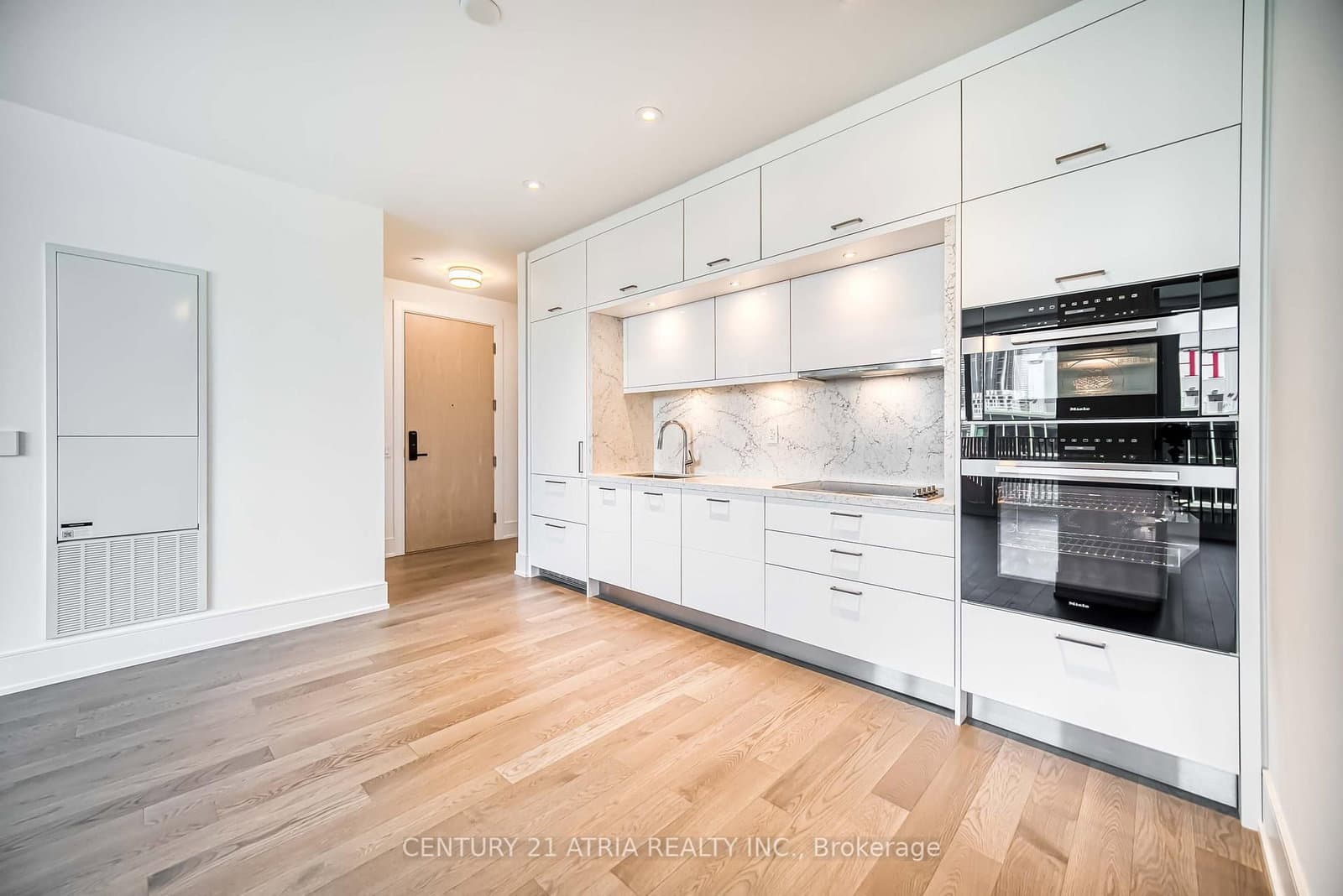 155 Merchants' Wharf, Unit 1227