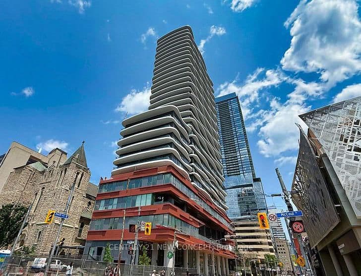 280 Dundas Street W, Unit 2102