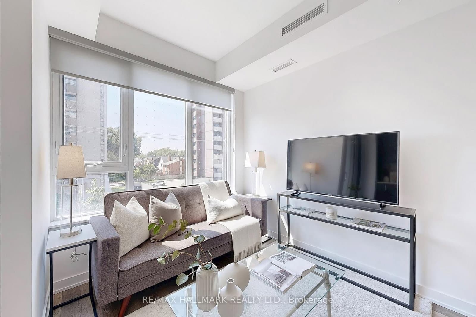 1 Cardiff Road, Unit 303