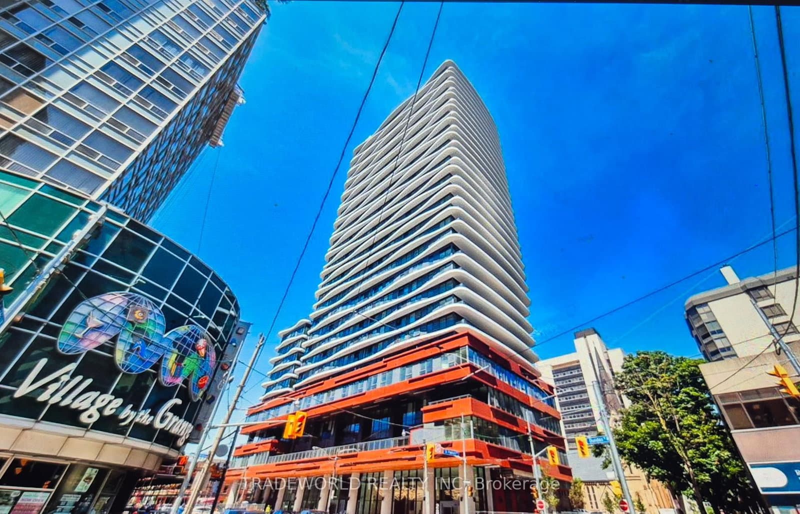 280 Dundas Street W, Unit 2712