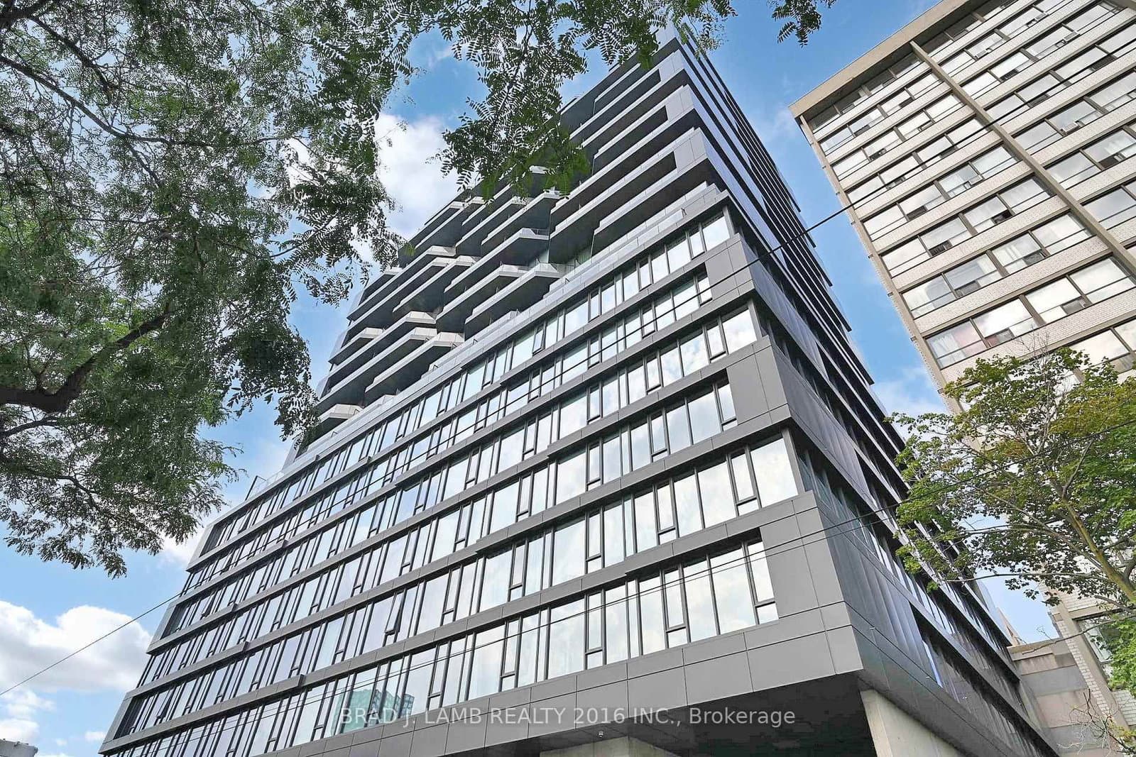 195 McCaul Street, Unit 1901