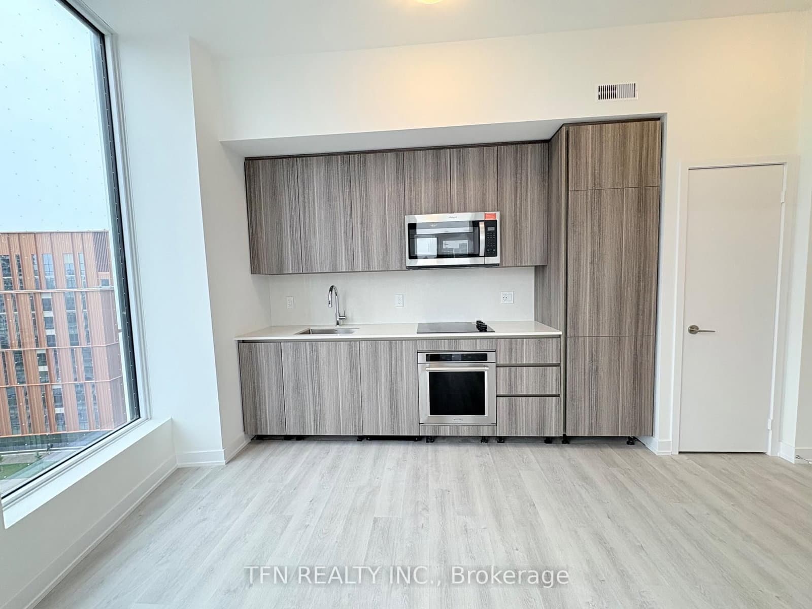 15 Richardson Street, Unit 1205