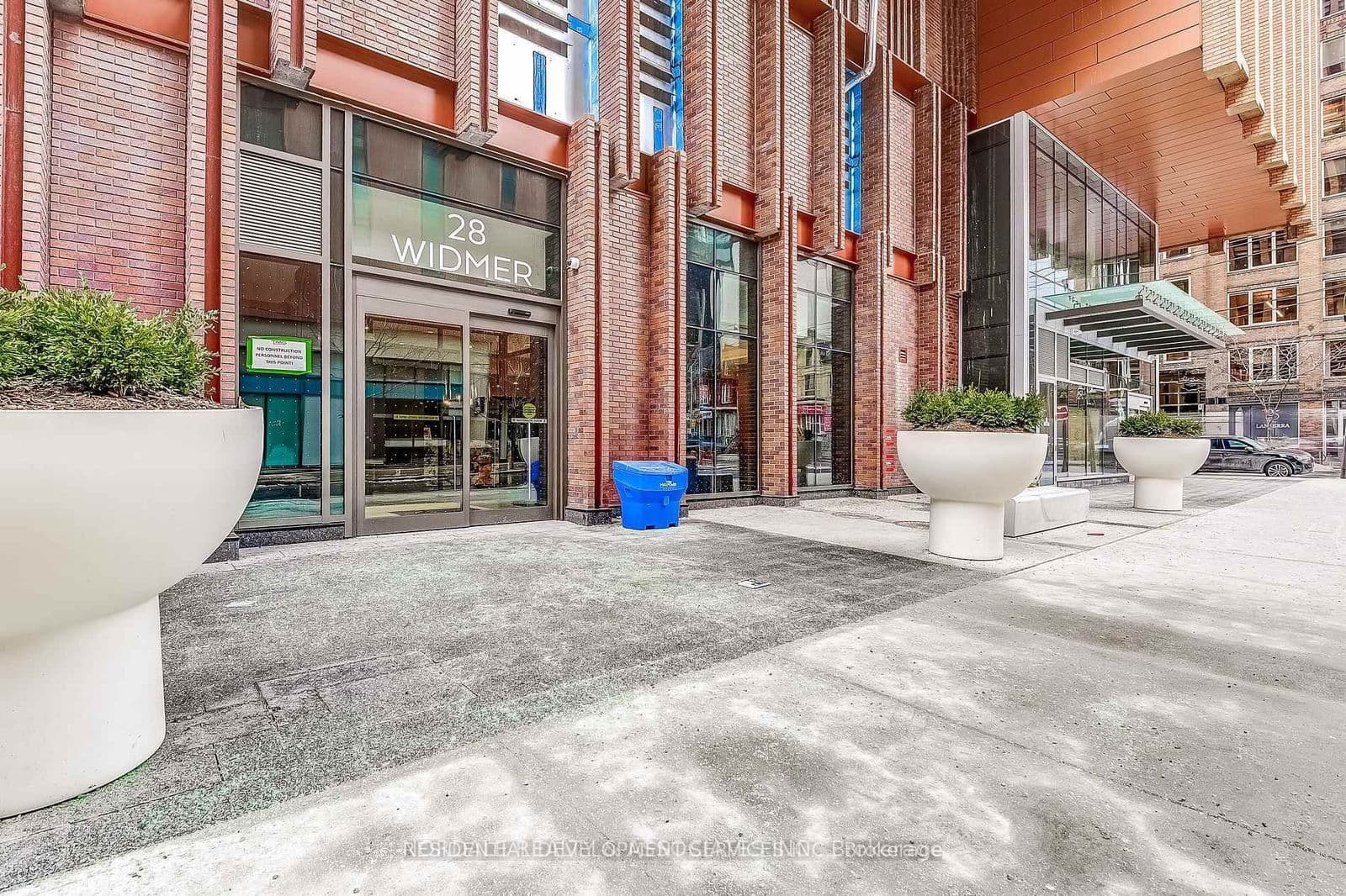 28 Widmer Street, Unit 4325