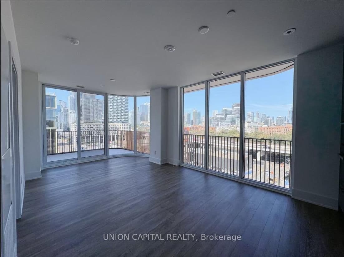 155 MERCHANT'S WHARF, Unit 928