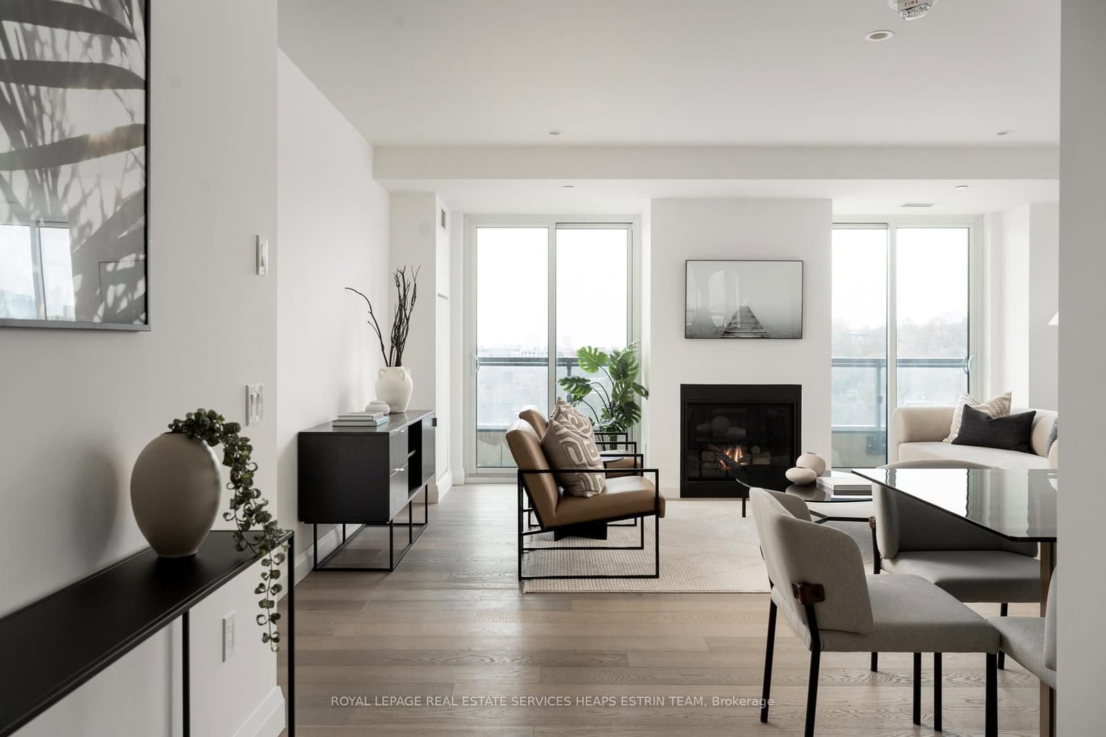 285 Avenue Road, Unit 801