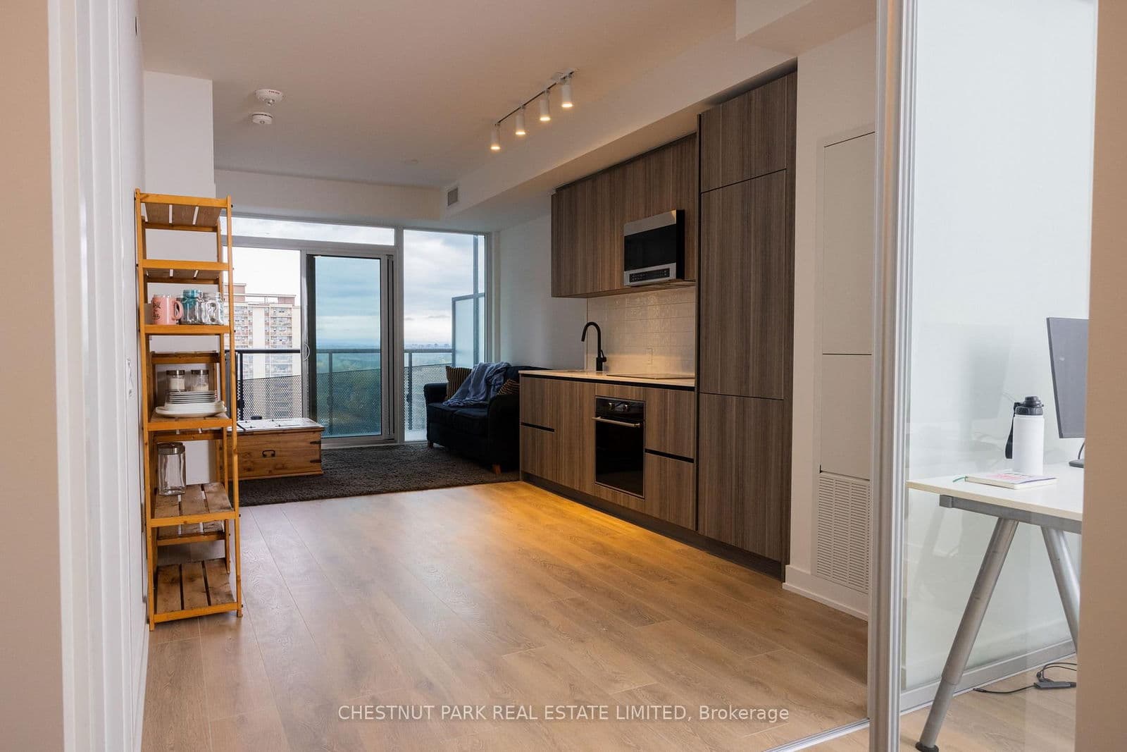 #1807 - 117 Broadway Avenue