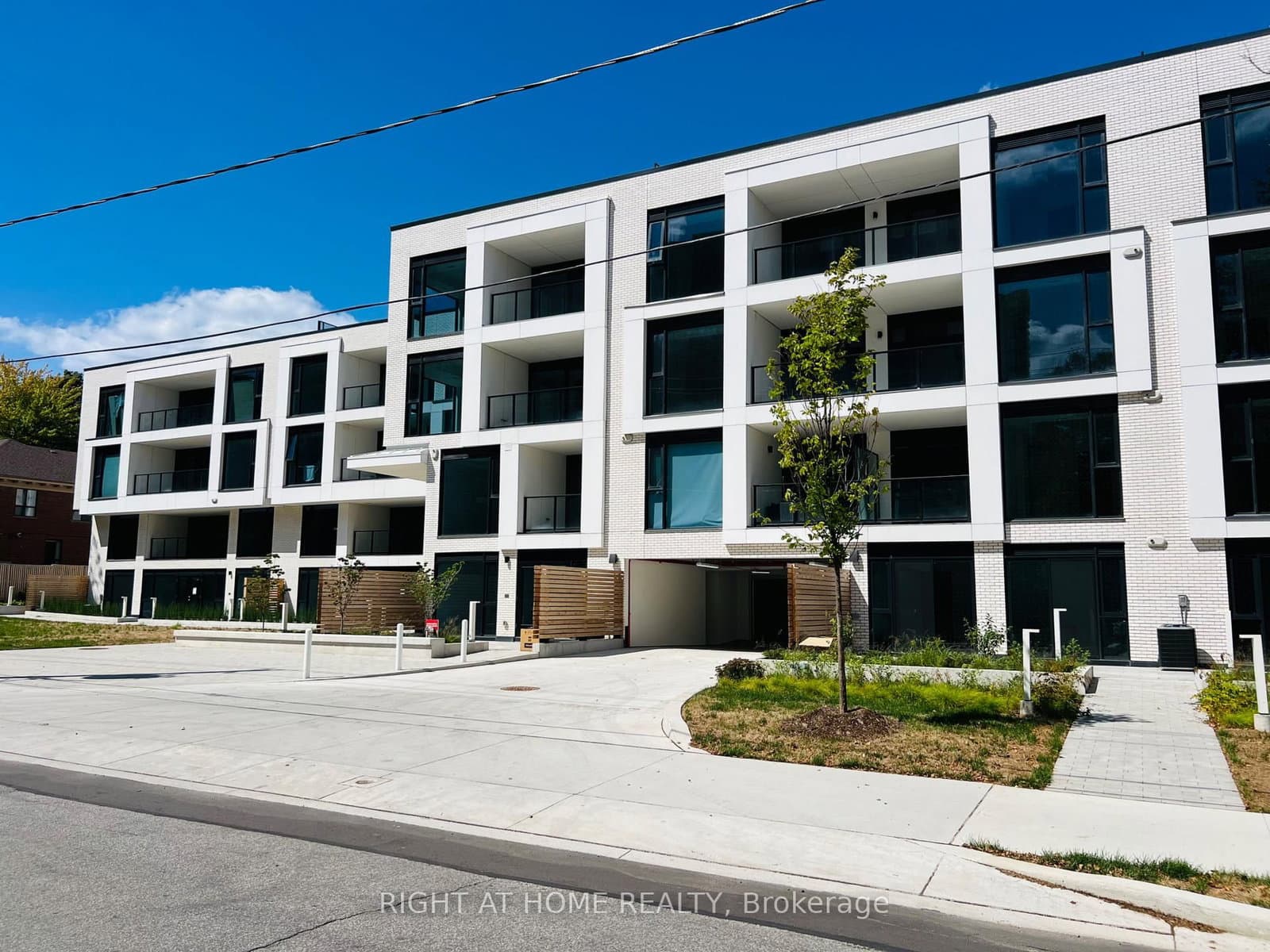 200 Keewatin Avenue, Unit 101