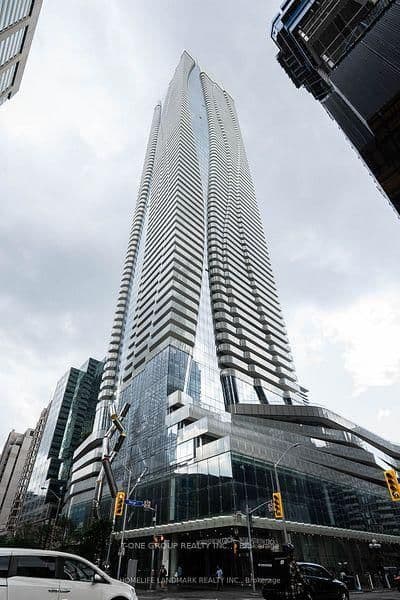 1 Bloor Street E, Unit 5002