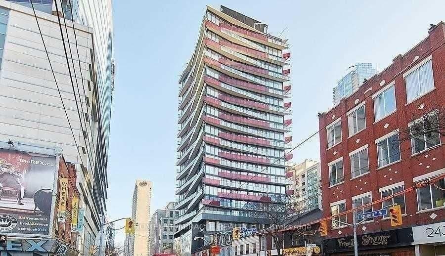 215 Queen Street W, Unit 1810