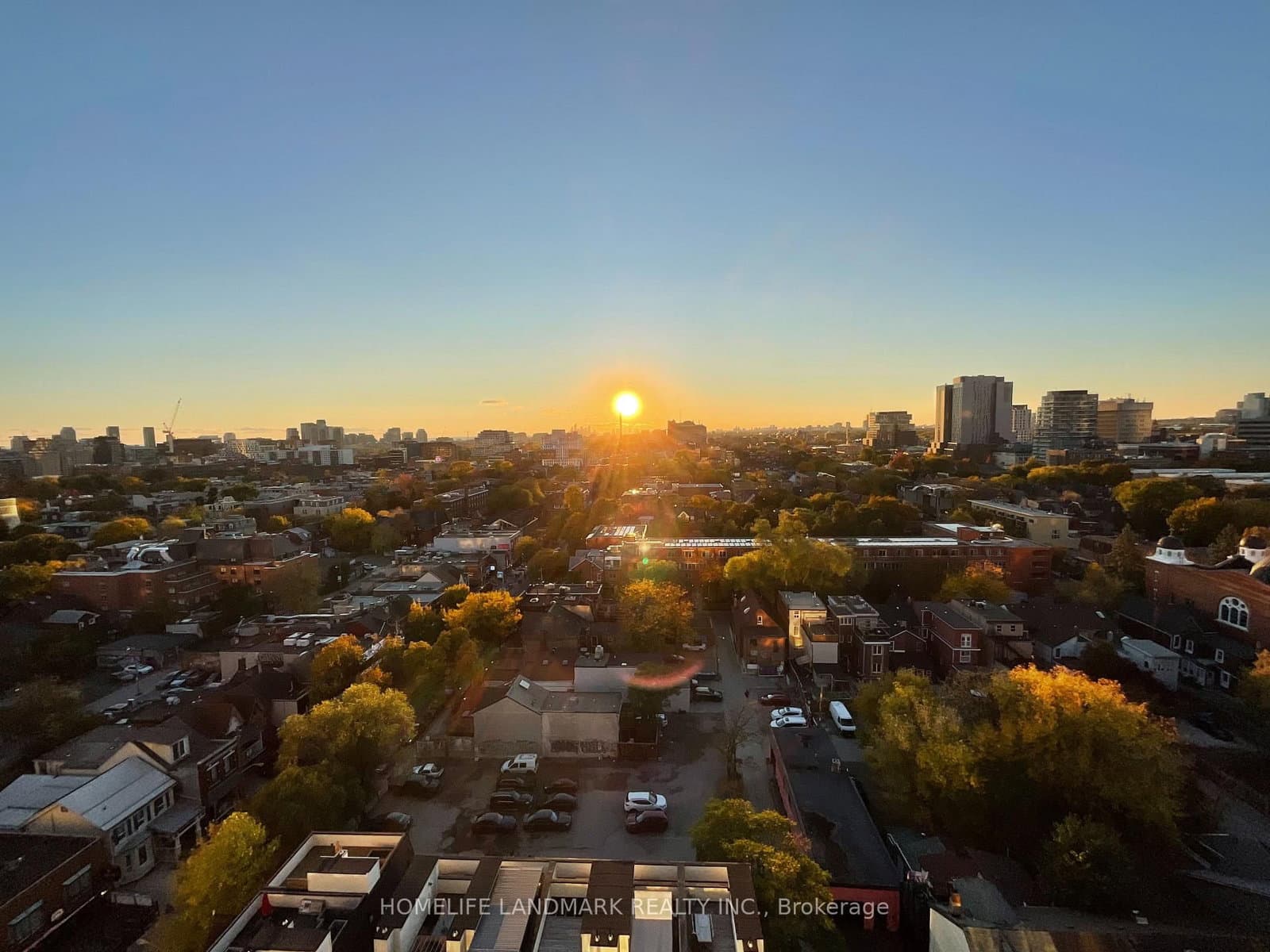 195 McCaul Street, Unit 1314