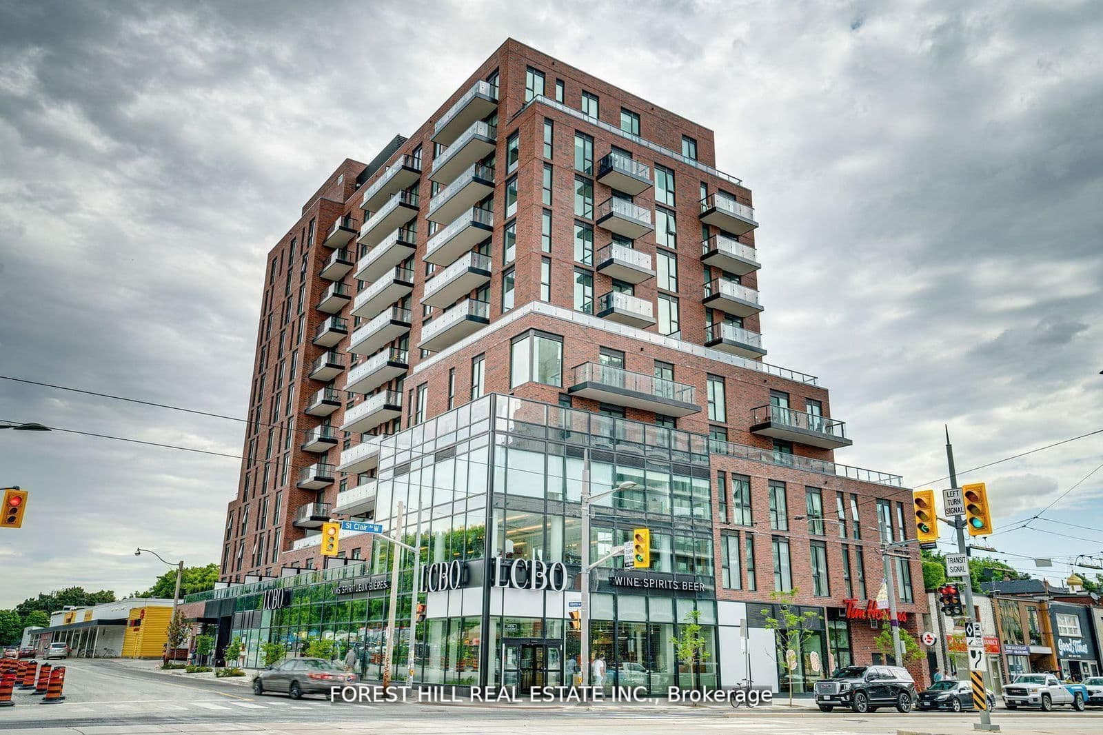 185 Alberta Avenue, Unit 209