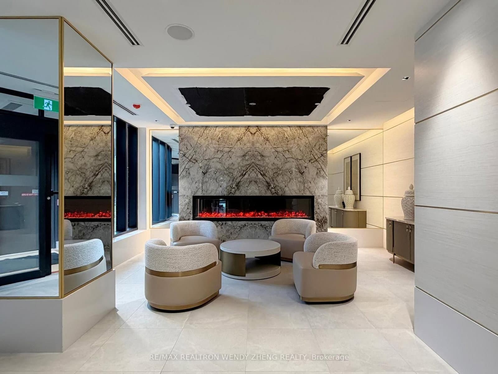 5858 Yonge Street, Unit 517