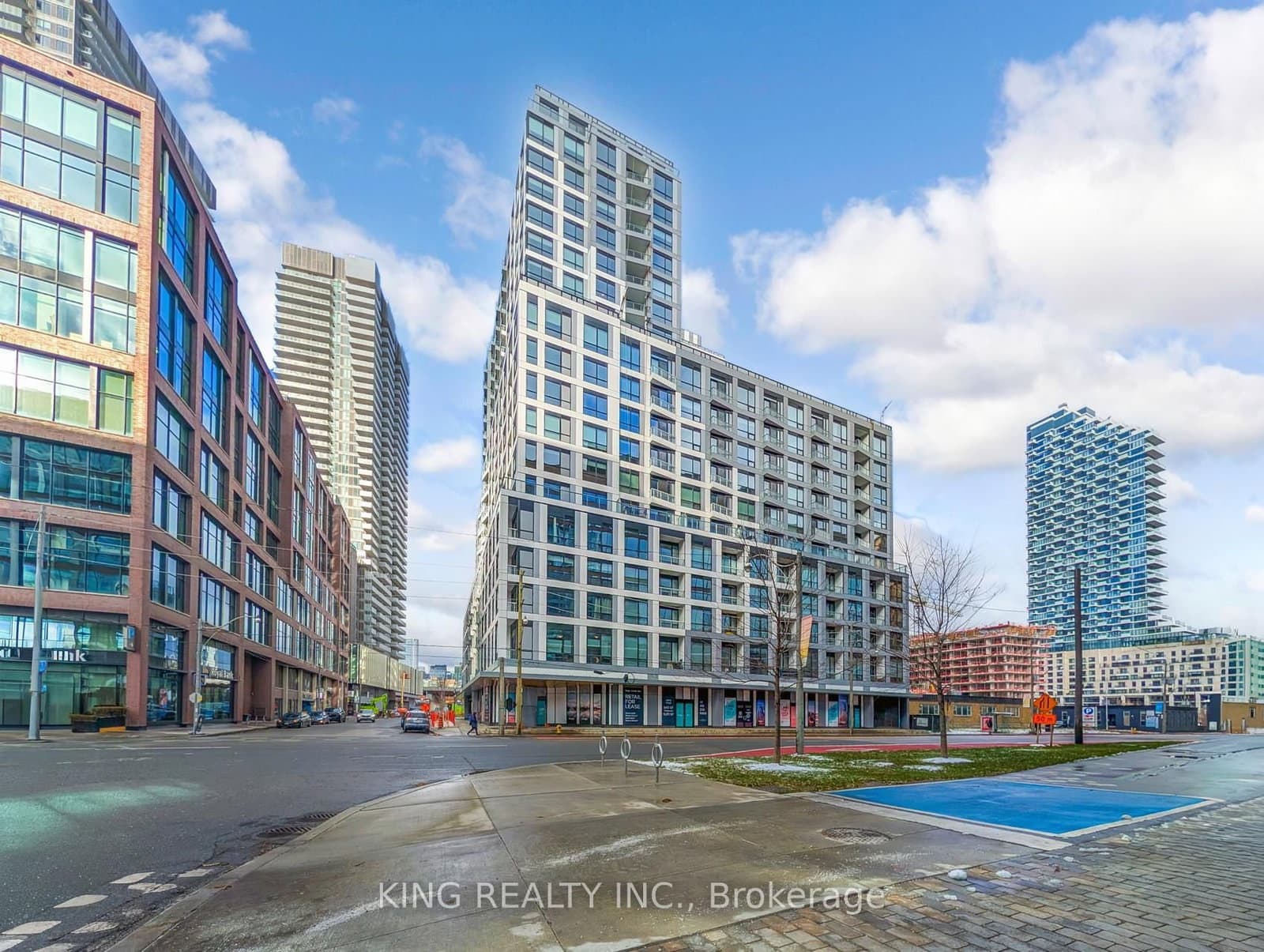 15 Richardson Street, Unit 1701