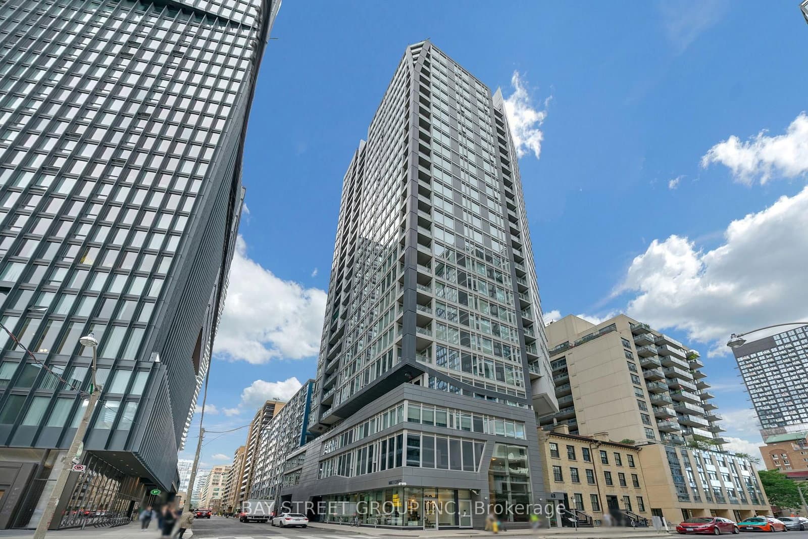 68 Shuter Street, Unit 2802