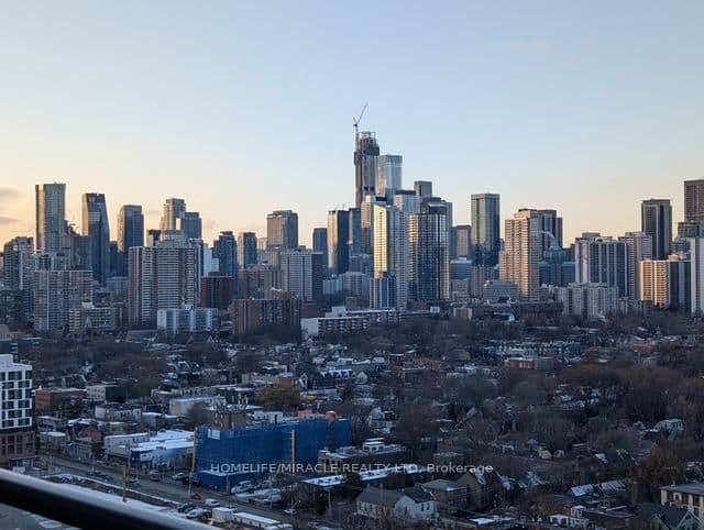 #2511 - 225 Sumach Street