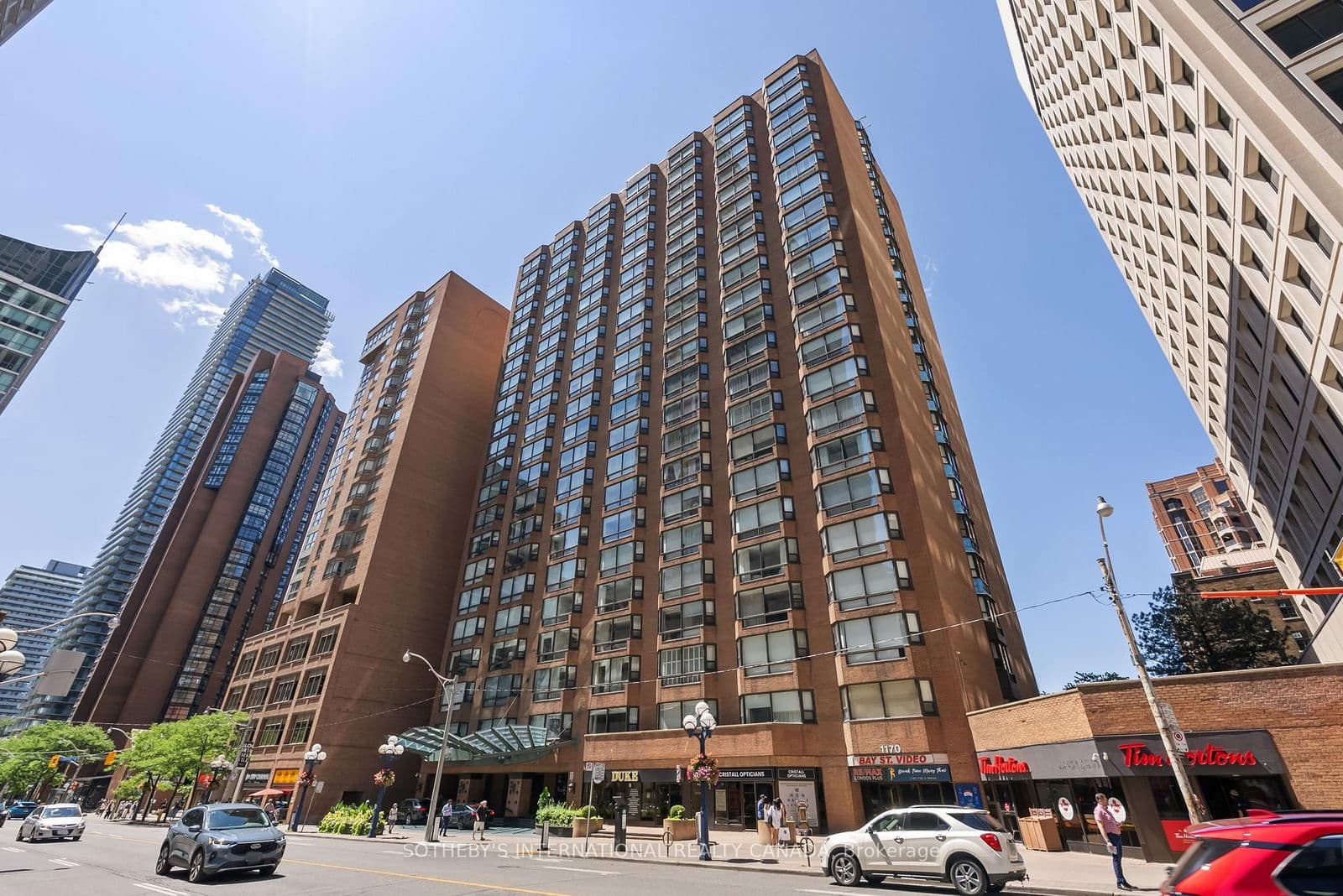 #1205 - 1166 Bay Street