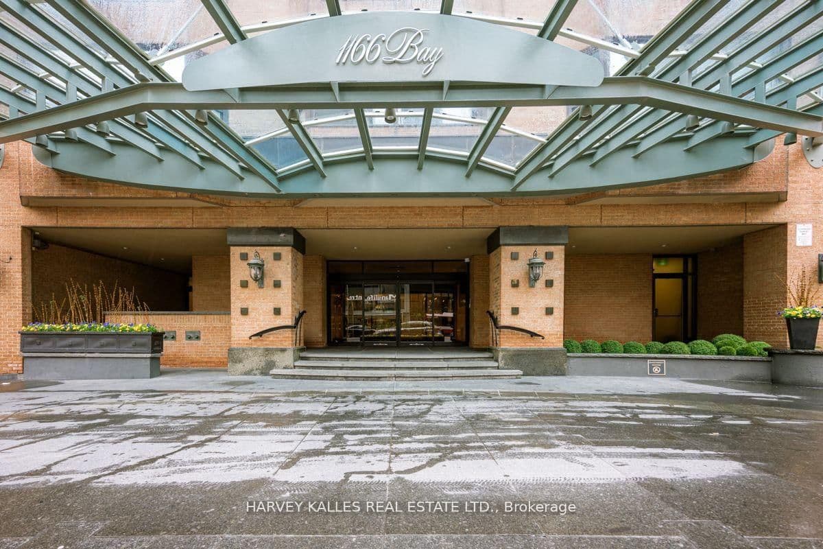 #2103 - 1166 Bay Street