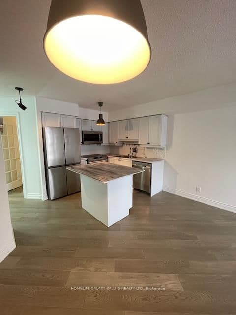 #1001 - 78 Harrison Garden Boulevard